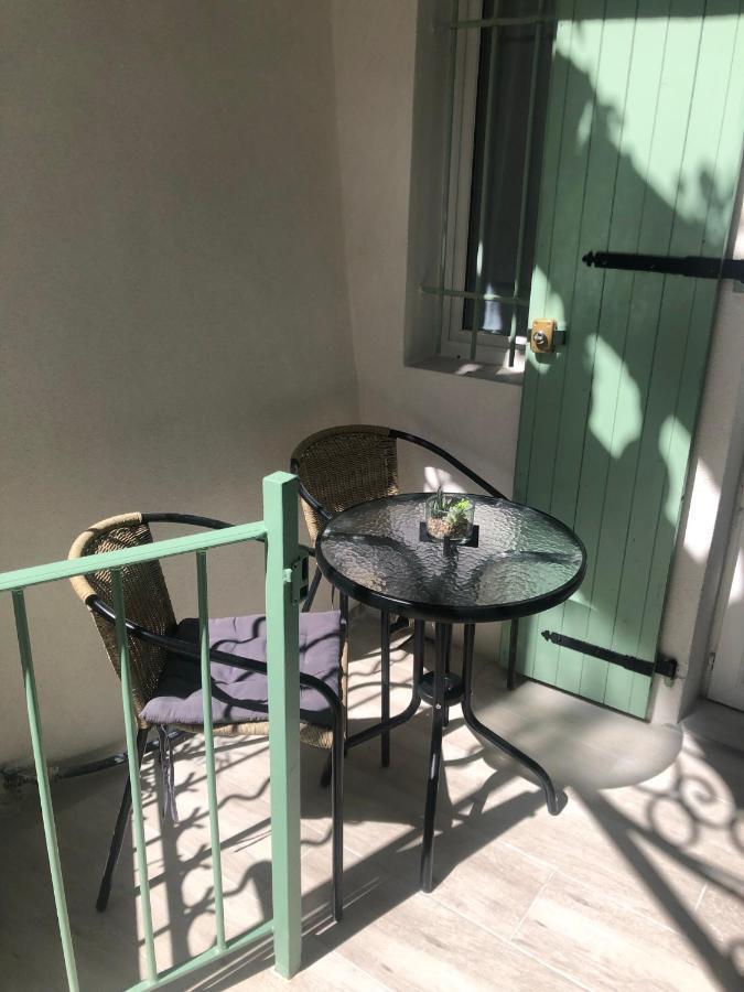 Vieil Antibes, Ravissant 2P Avec Petite Terrasse Διαμέρισμα Εξωτερικό φωτογραφία